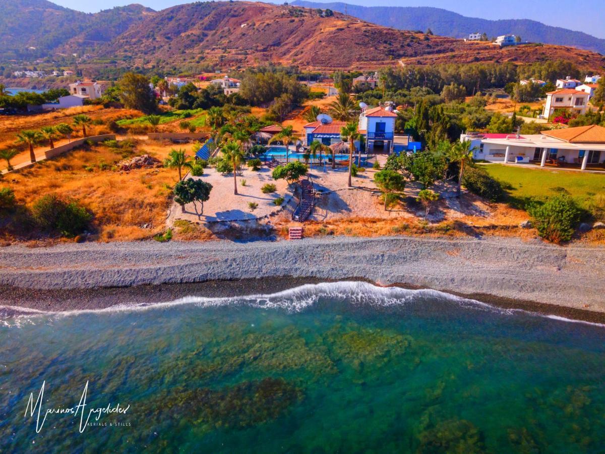 Astrofegia Beachfront Villa Pomos Luaran gambar