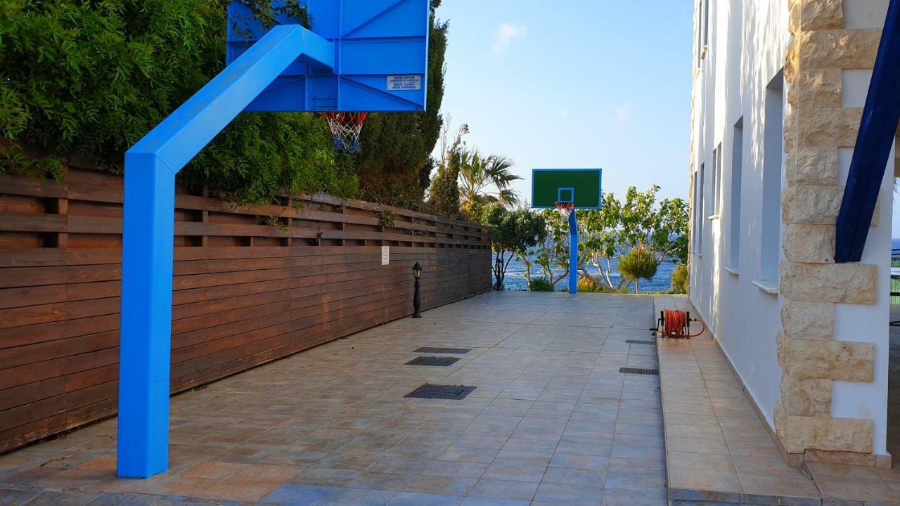 Astrofegia Beachfront Villa Pomos Luaran gambar